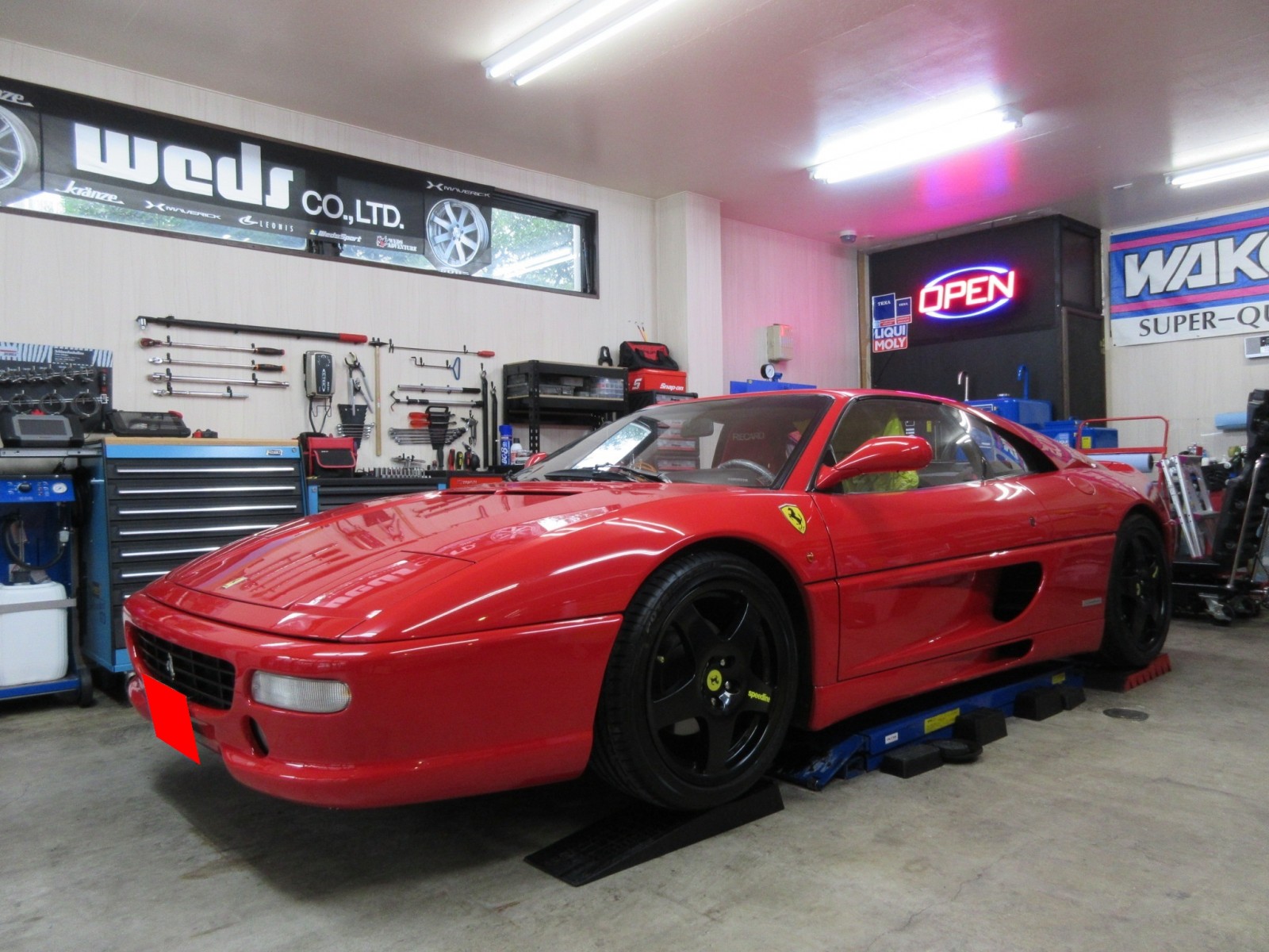 フェラーリ F355 メンテナンス(F129エンジン/クラッチ整備) | アストン